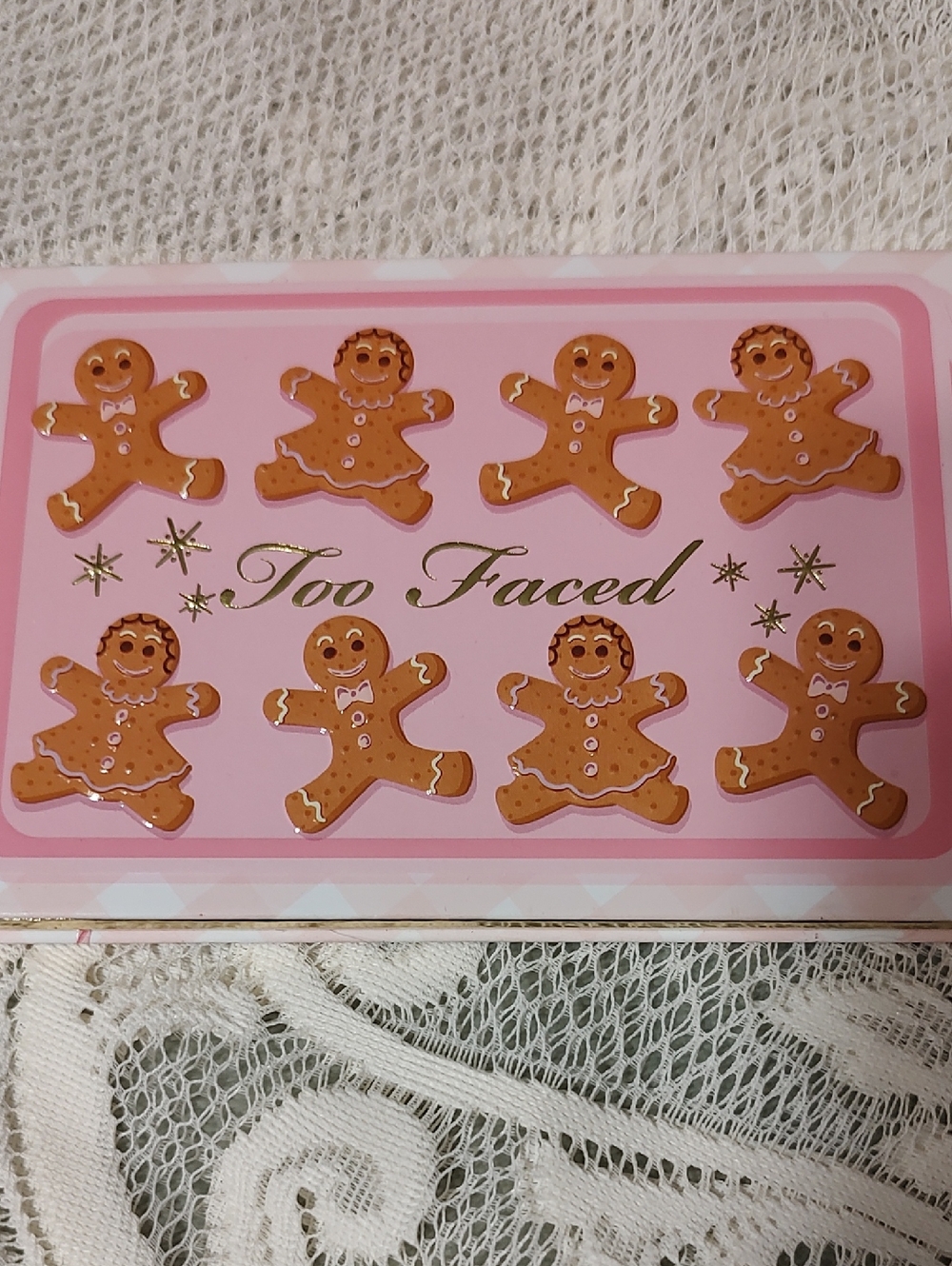 Too Faced Pink Gingerbread Cookie Eyeshadow Palette
